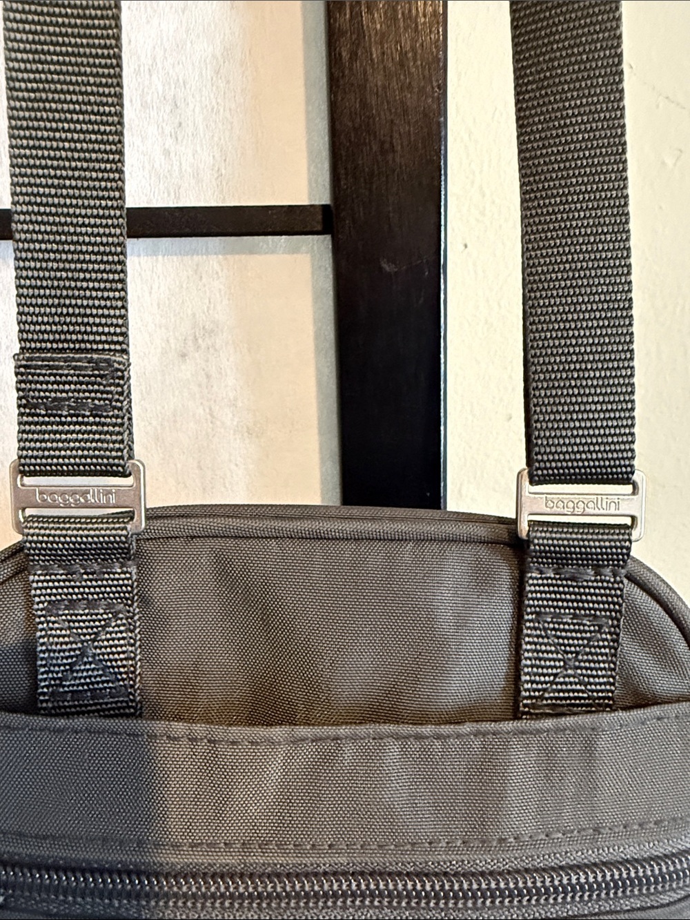 Baggallini Charcoal Gray Compact Crossbody Organizer - Picture 4 of 8